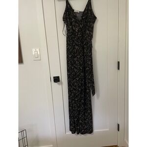 Kaileigh Black Leaf Print Maxi Dress Spaghetti Strap V Neck Belted